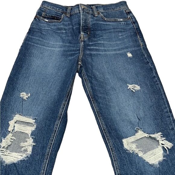 Old Navy Sky-Hi Straight Secret Smooth Pockets Jeans - Picture 5 of 16